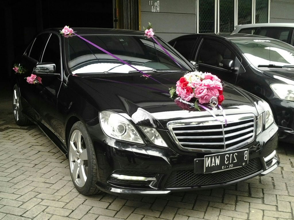 sewa mercedes benz e  class  rental mobil mercy  E  250 E  