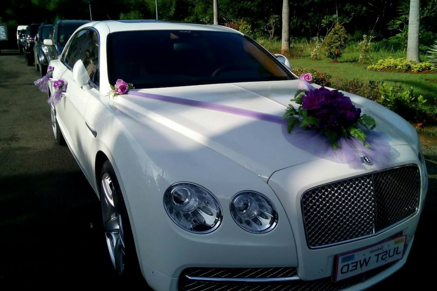 sewa-mobil- mewah- Benttley -pengantin-Wedding car